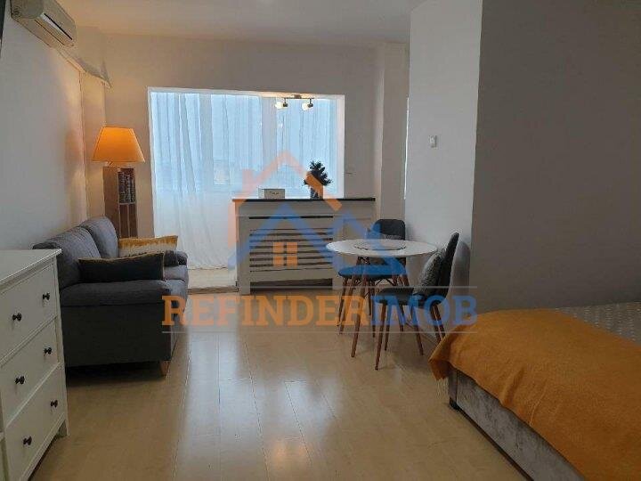 13 Septembrie - Marriott Garsoniera de vanzare